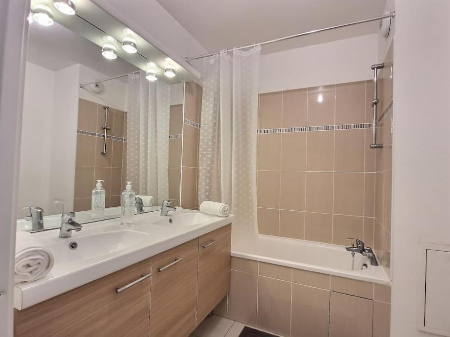 Casa Terracota *Paris*Disney*Val D'Europe* Apartment เชสซี ภายนอก รูปภาพ