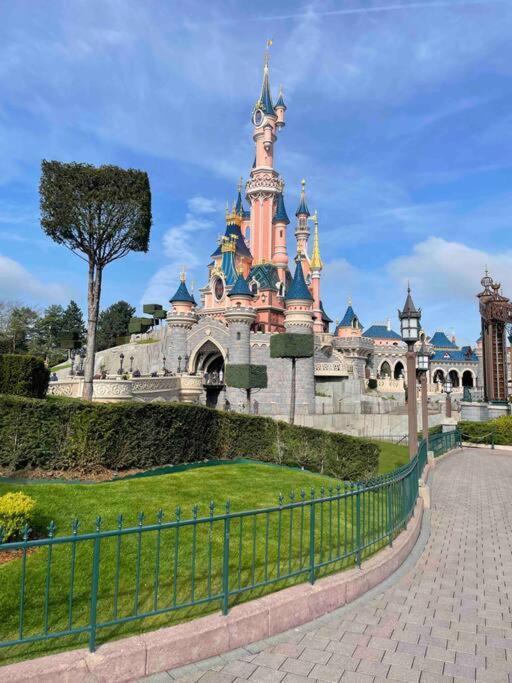 Casa Terracota *Paris*Disney*Val D'Europe* Apartment เชสซี ภายนอก รูปภาพ